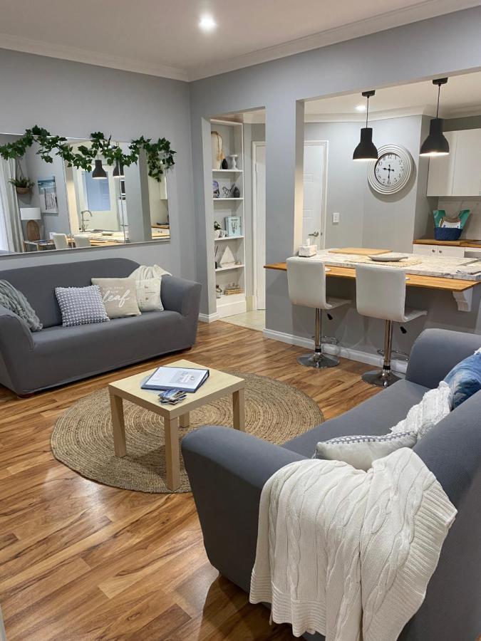 The Hutt On Mandurah Marina 아파트 외부 사진
