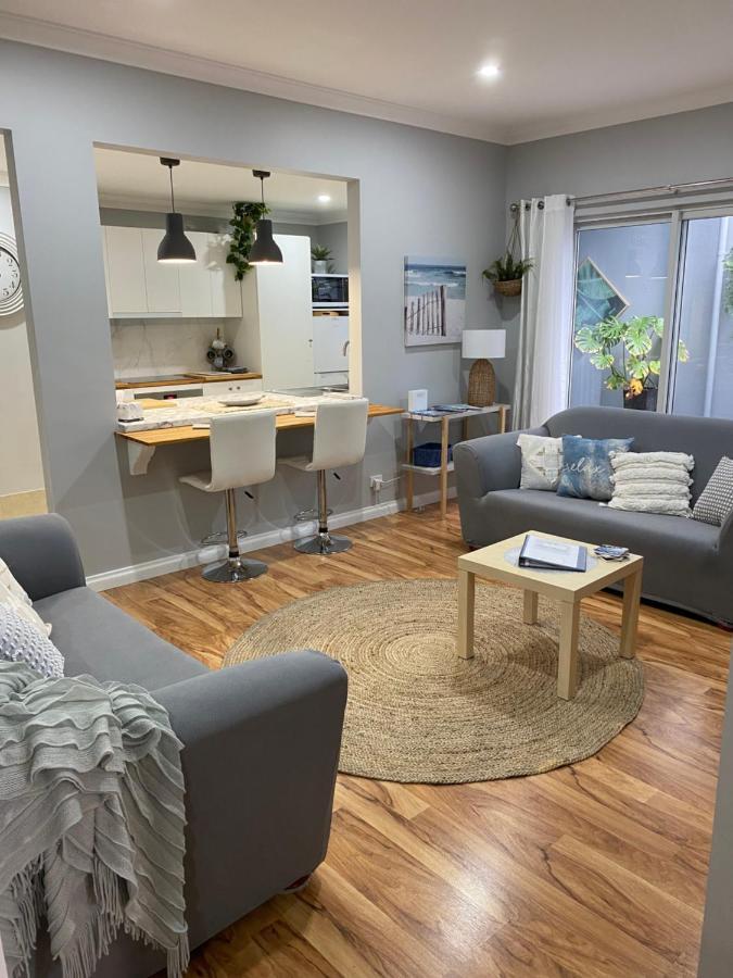The Hutt On Mandurah Marina 아파트 외부 사진