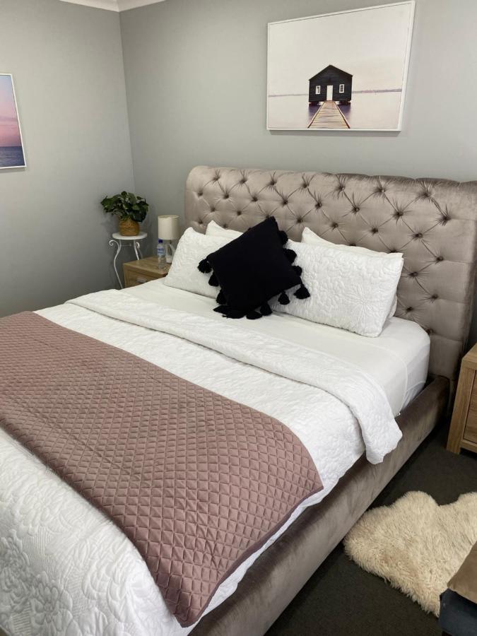 The Hutt On Mandurah Marina 아파트 외부 사진